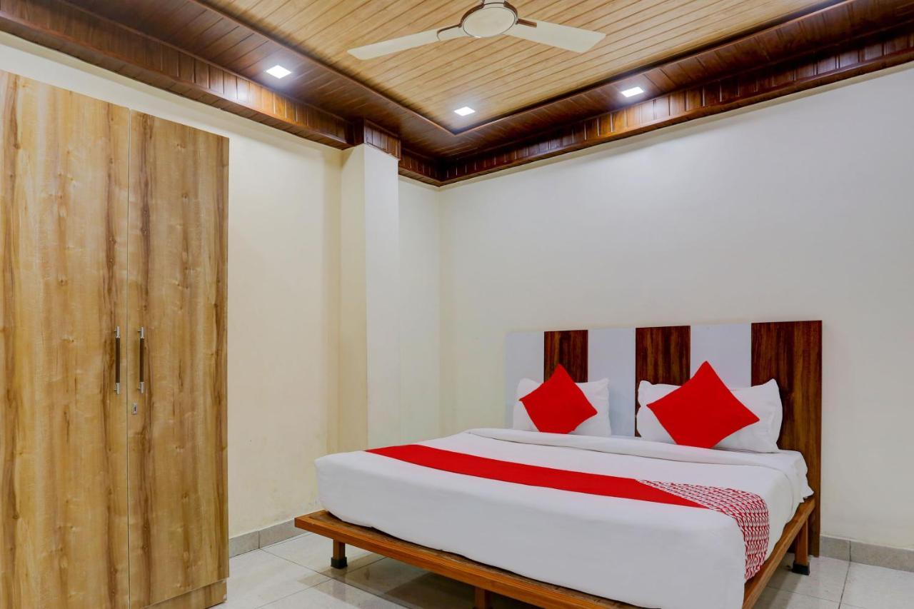 Hotel O Family Deluxe Nowe Delhi Zewnętrze zdjęcie