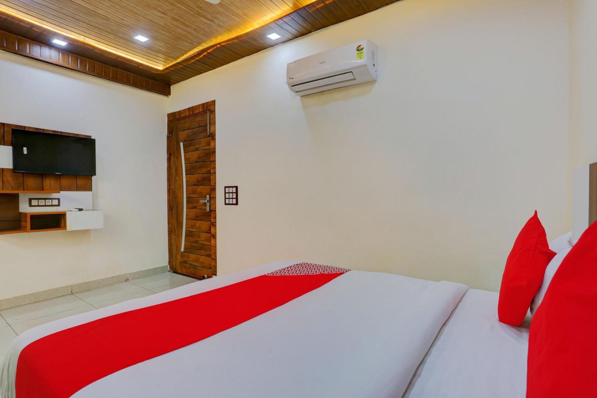 Hotel O Family Deluxe Nowe Delhi Zewnętrze zdjęcie