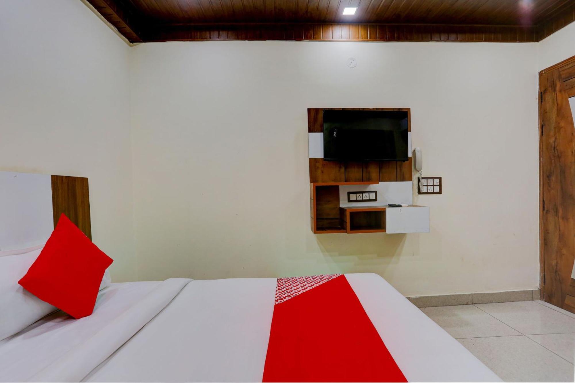 Hotel O Family Deluxe Nowe Delhi Zewnętrze zdjęcie